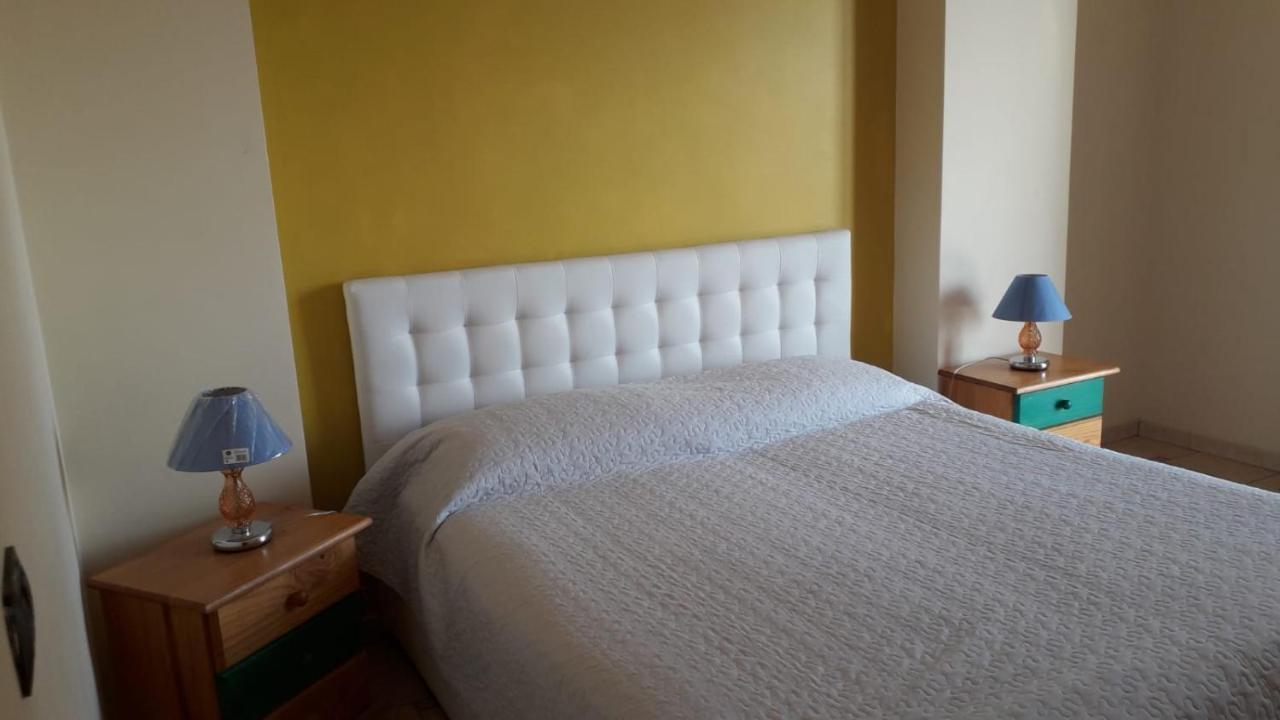 B&B La Sirena Santa Teresa Di Riva Exteriör bild