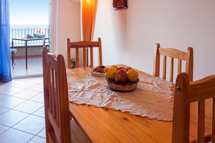 B&B La Sirena Santa Teresa Di Riva Exteriör bild