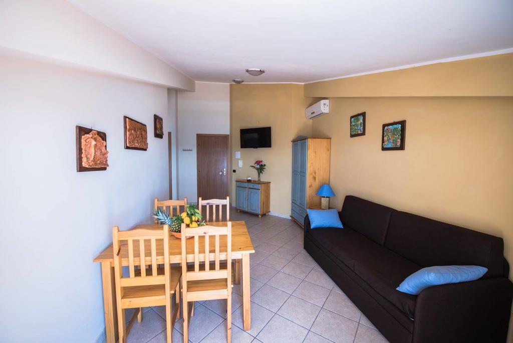 B&B La Sirena Santa Teresa Di Riva Exteriör bild